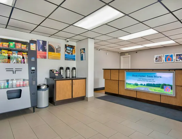 Motel 6 Sulphur, LA hotel detail image 3