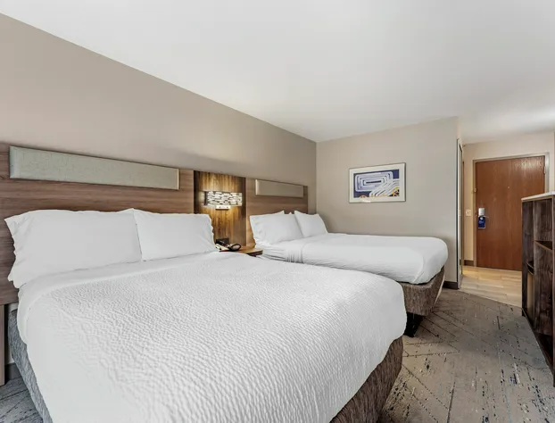 Holiday Inn Express Pittsburgh East - Mall Area by IHG hotel detail image 4