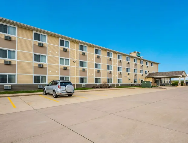 Quality Inn & Suites Eldridge Davenport North hotel detail image 2