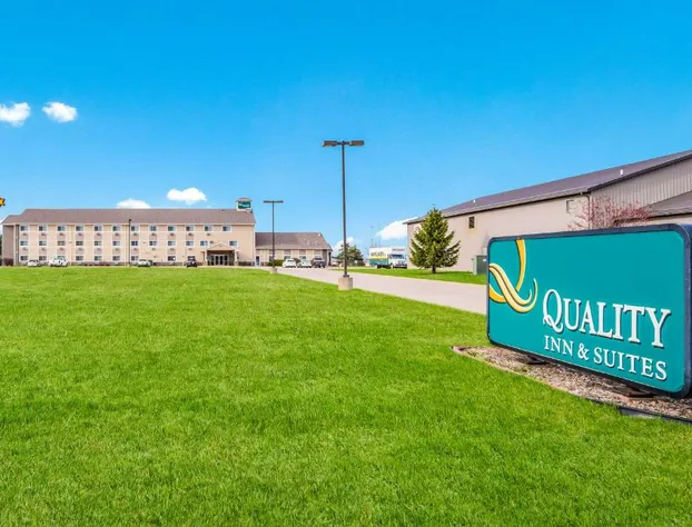 Quality Inn & Suites Eldridge Davenport North hotel detail image 2