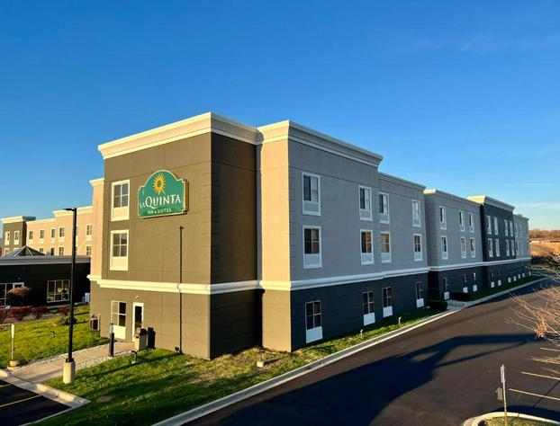 La Quinta Inn & Suites by Wyndham Bannockburn-Deerfield hotel detail image 2