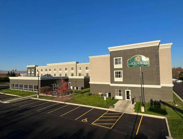 La Quinta Inn & Suites by Wyndham Bannockburn-Deerfield hotel detail image 3