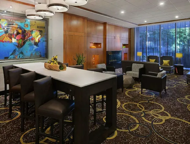 Hilton Garden Inn Montréal Centre-ville hotel detail image 2