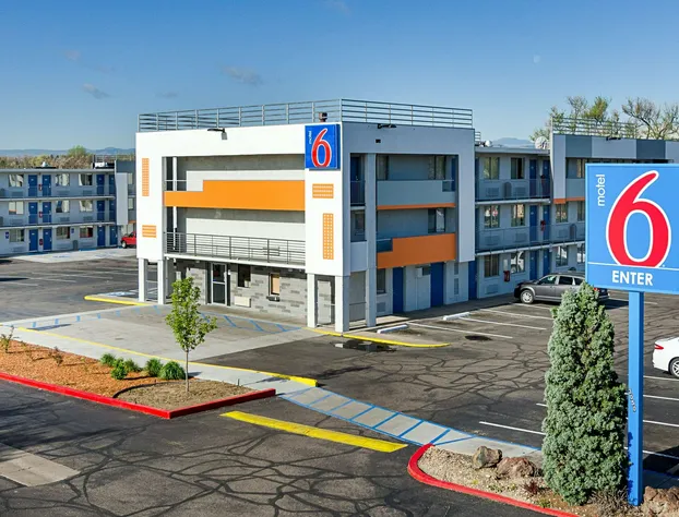 Motel 6 Denver, CO – Downtown hotel detail image 1