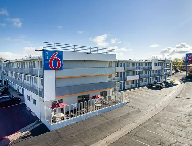 Motel 6 Denver, CO – Downtown hotel detail image 3