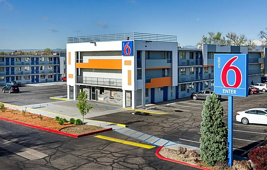 Motel 6 Denver, CO – Downtown hotel hero