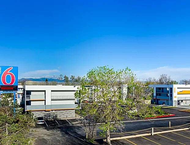 Motel 6 Denver, CO – Downtown hotel detail image 1