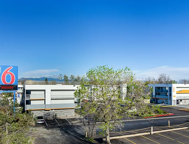 Motel 6 Denver, CO – Downtown hotel detail image 2