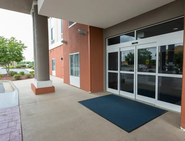 Holiday Inn Express Hotel & Suites Athens by IHG hotel detail image 3