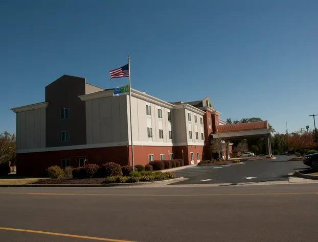 Holiday Inn Express Hotel & Suites Athens by IHG hotel detail image 4