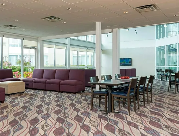 Holiday Inn Chicago - Elk Grove hotel detail image 3