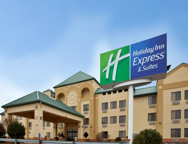 Holiday Inn Express & Suites St. Louis West - Fenton by IHG hotel detail image 2