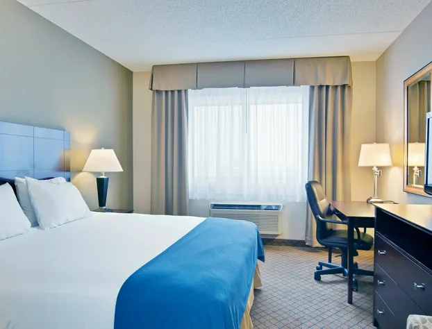 Holiday Inn Express Sault Ste. Marie by IHG hotel detail image 2