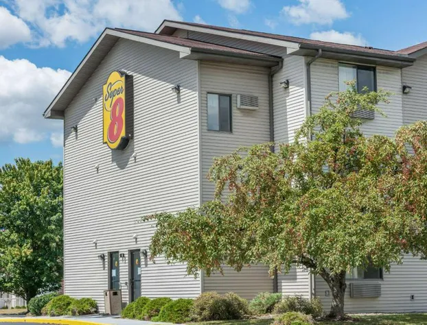 Super 8 by Wyndham New Stanton hotel detail image 1