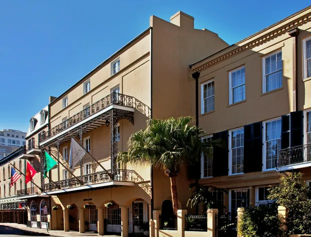 Holiday Inn FRENCH QUARTER-CHATEAU LEMOYNE by IHG hotel detail image 1