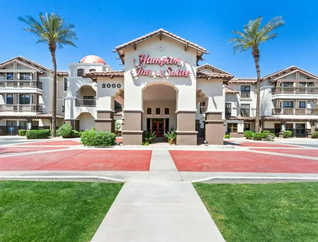 Hampton Inn & Suites Phoenix-Goodyear hotel detail image 1