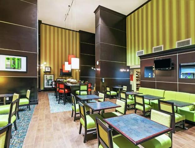 Hampton Inn & Suites Houston/League City hotel detail image 3