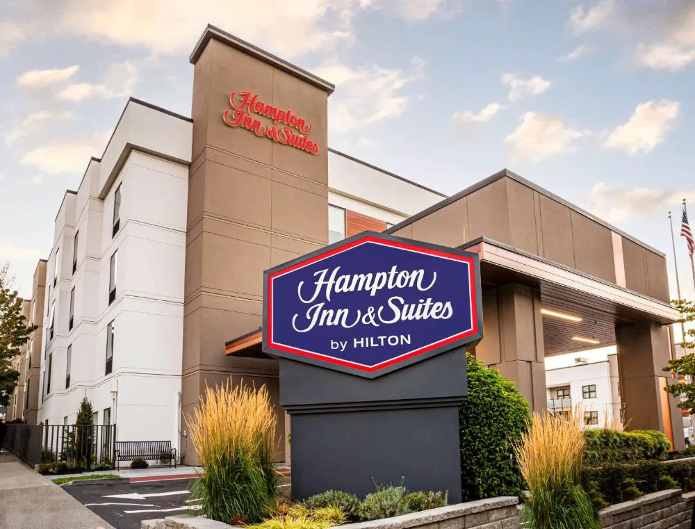 Hampton Inn & Suites Seattle-Downtown hotel hero