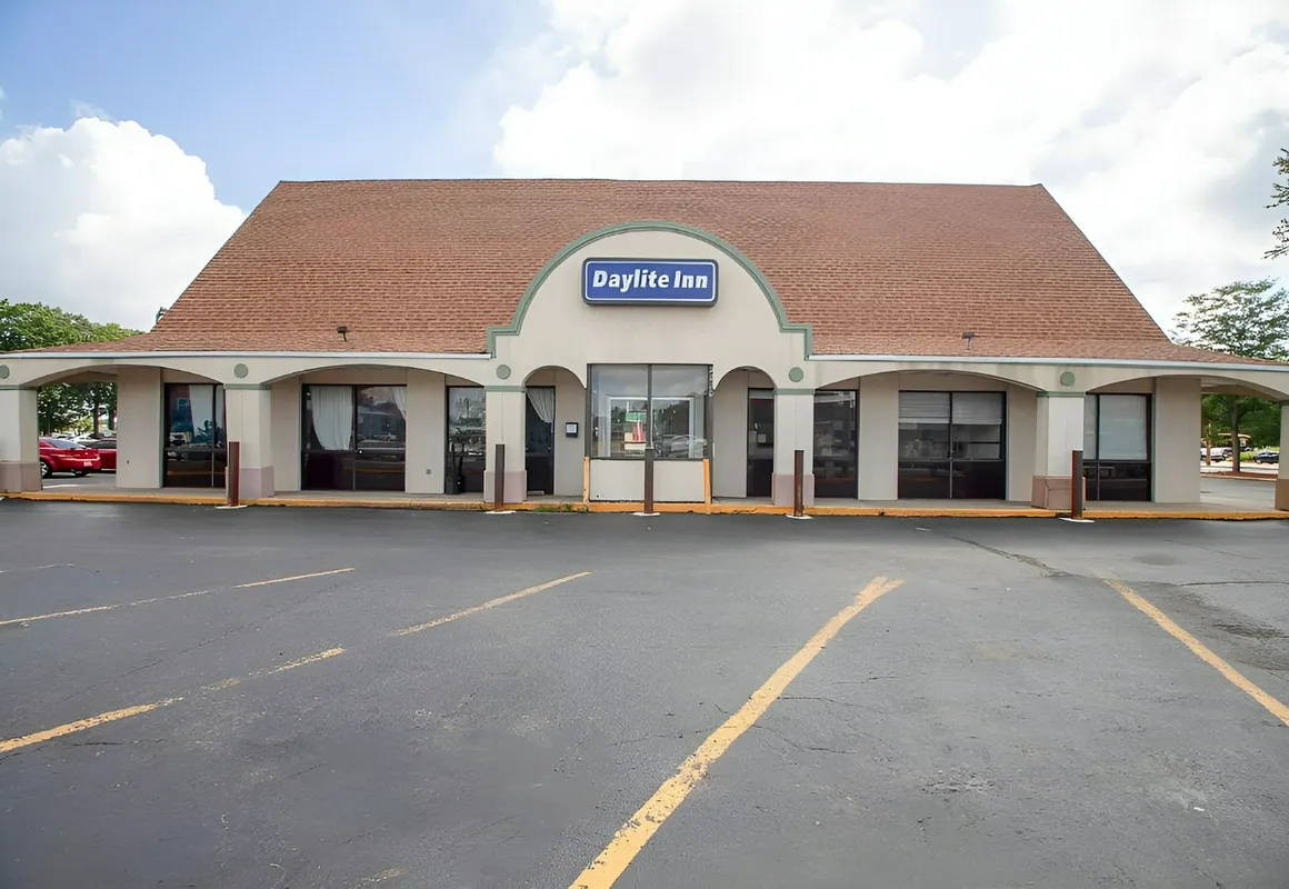 Day lite inn hotel hero