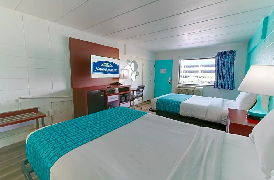Howard Johnson by Wyndham Virginia Beach At The Beach hotel hero