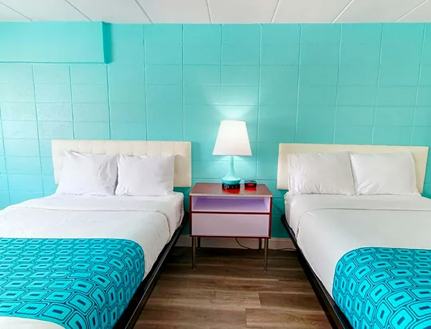 Howard Johnson by Wyndham Virginia Beach At The Beach hotel detail image 2