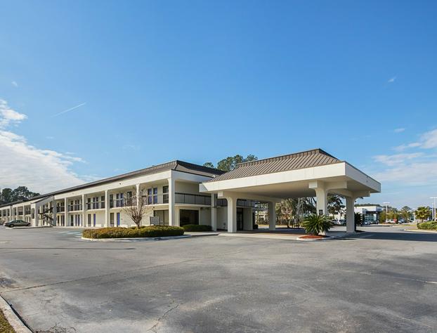 Motel 6 Savannah, GA - Midtown hotel detail image 1