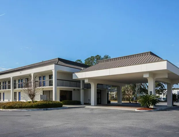 Motel 6 Savannah, GA - Midtown hotel detail image 1