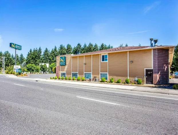 Quality Inn & Suites Vancouver North hotel detail image 1