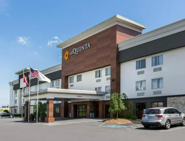 La Quinta Inn & Suites by Wyndham Goodlettsville - Nashville hotel detail image 1