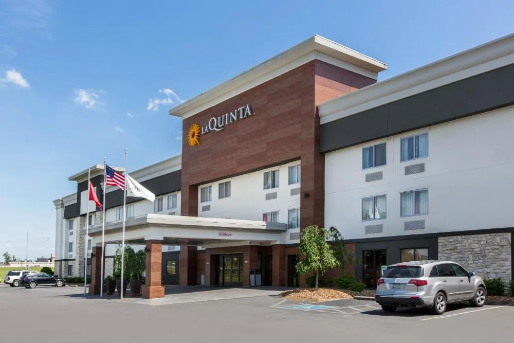 La Quinta Inn & Suites by Wyndham Goodlettsville - Nashville hotel hero