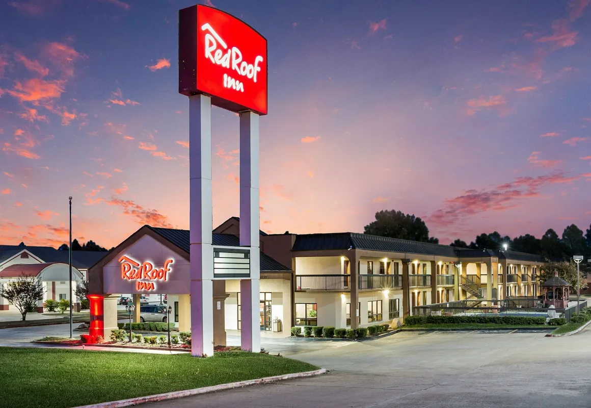 Red Roof Inn Texarkana hotel hero