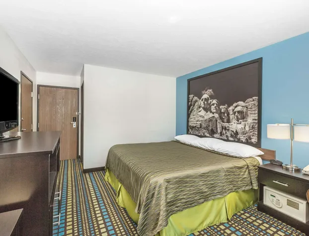 Super 8 by Wyndham North Sioux City hotel detail image 4