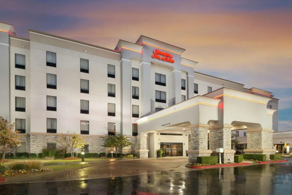 Hampton Inn & Suites Tulsa/Catoosa hotel hero