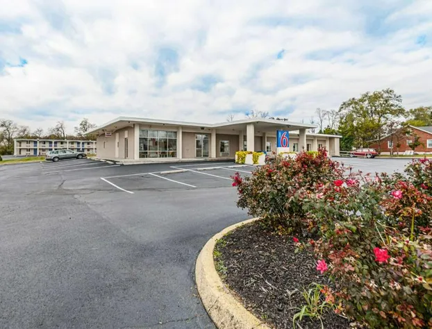 Motel 6 Winchester, VA hotel detail image 1