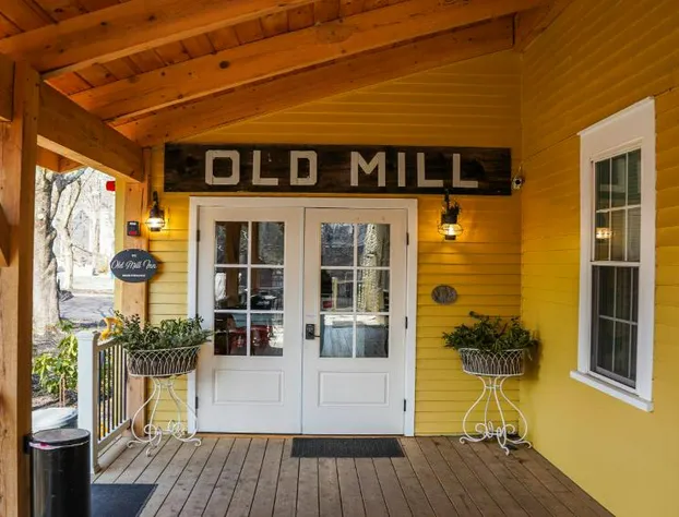 Old Mill Inn hotel detail image 4
