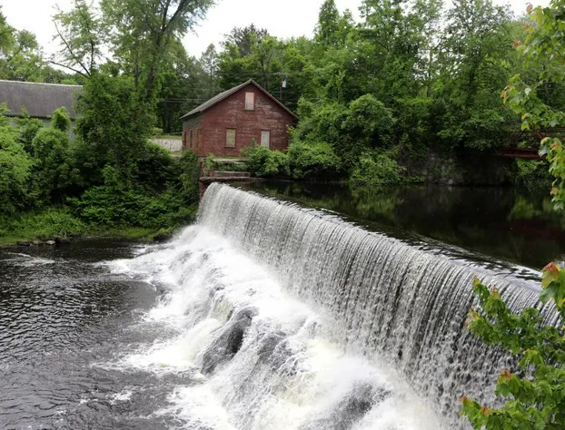 Old Mill Inn hotel detail image 2