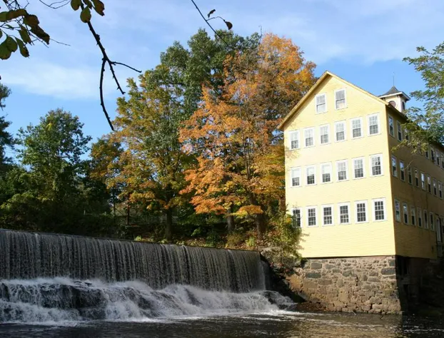 Old Mill Inn hotel detail image 3