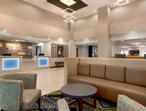 Holiday Inn Express & Suites Pembroke Pines-Sheridan St by IHG hotel detail image 4