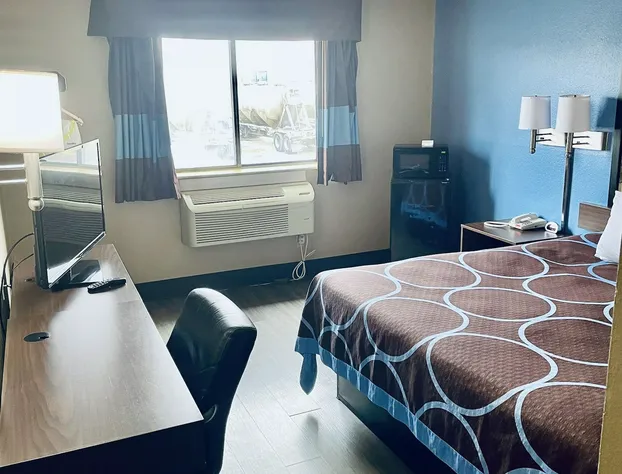 Super 8 by Wyndham Corbin/London KY hotel detail image 4