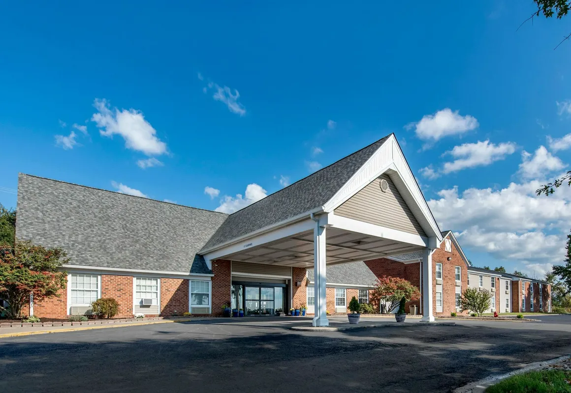 Quality Inn Morgantown hotel hero