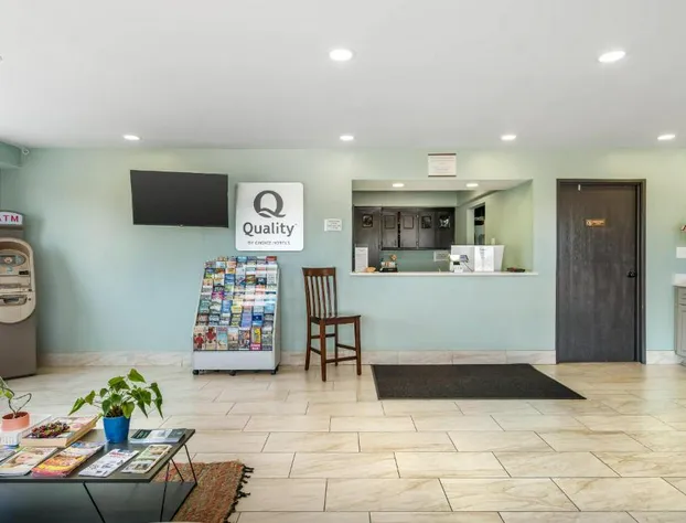 Quality Inn Chesapeake - Greenbrier hotel detail image 3