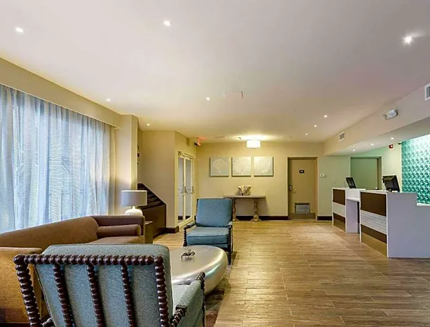 Quality Inn Gulfport I-10 hotel detail image 2