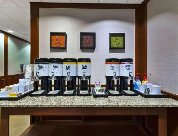 Hampton Inn Detroit/Southgate hotel detail image 2