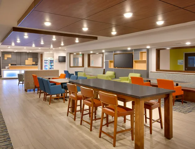 Holiday Inn Express Hotel & Suites El Paso I-10 East by IHG hotel detail image 2