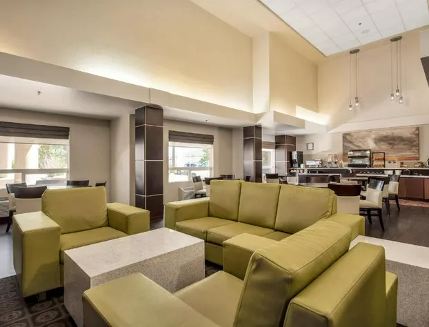 Home Inn & Suites Regina East hotel detail image 4