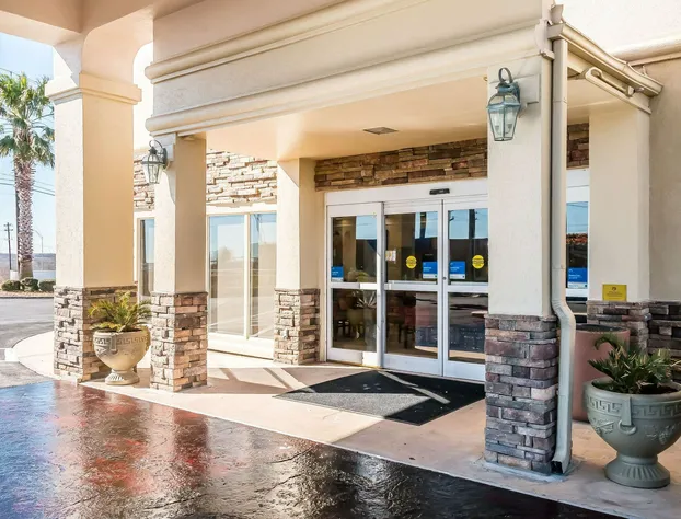 Comfort Inn near Frost Bank Center hotel detail image 3