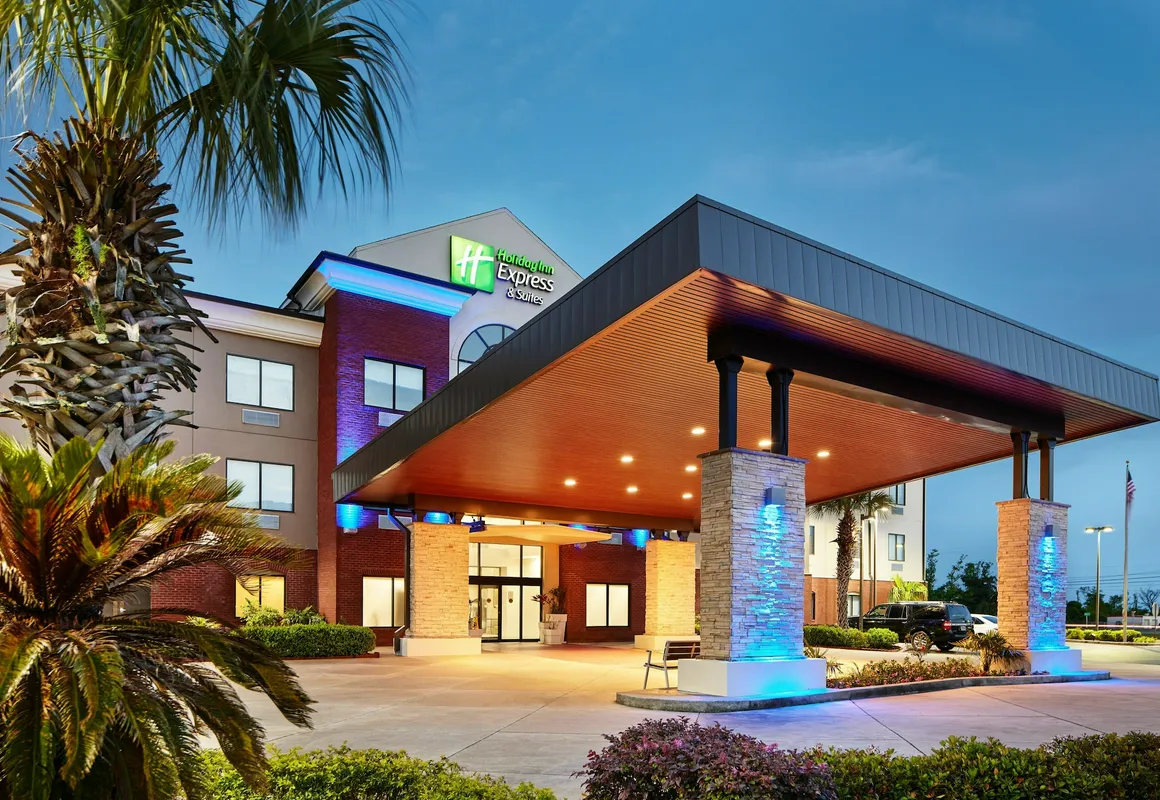 Holiday Inn Express Hotel & Suites Panama City-Tyndall by IHG hotel hero