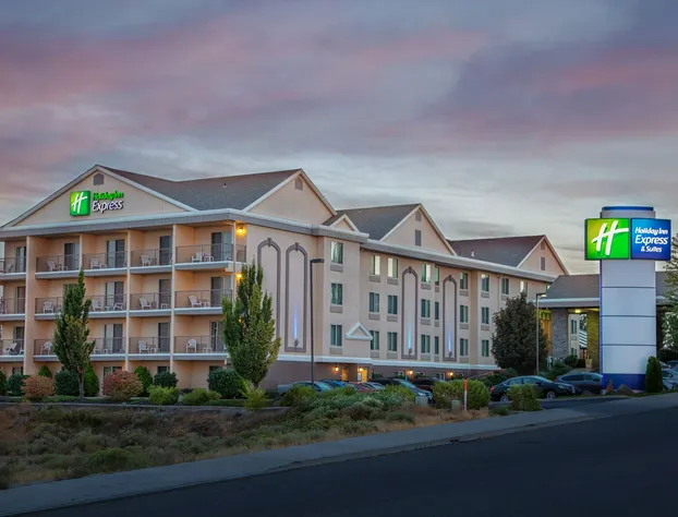 Holiday Inn Express & Suites Richland by IHG hotel detail image 1