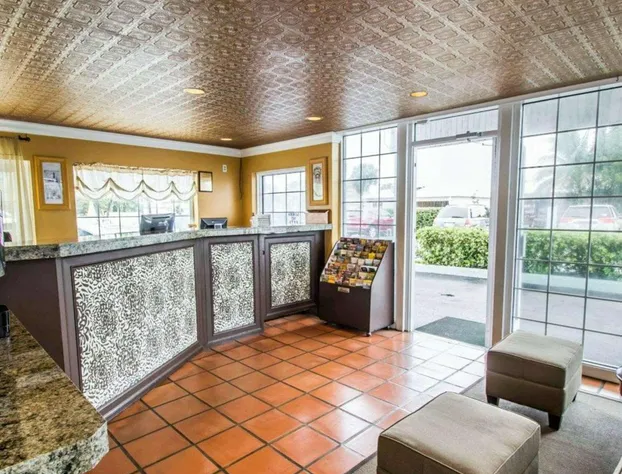 Econo Lodge Cocoa Beach - near the Port hotel detail image 4