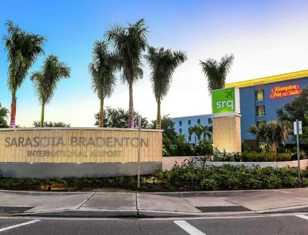 Hampton Inn & Suites Sarasota/Bradenton-Airport, FL hotel detail image 1